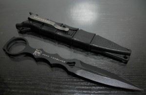 BENCHMADE 美国蝴蝶176BK黑鞘匕首