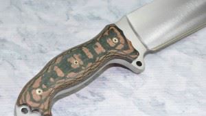 BUSSE美国巴斯战斗刀MOAB 定制非洲木柄骨灰级收藏限量版